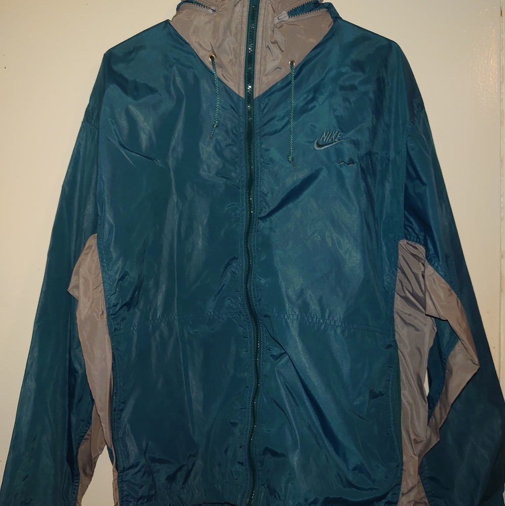 VINTAGE Nike windbreaker size L
